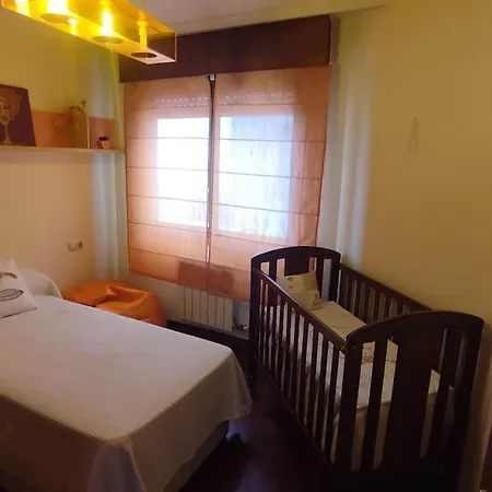 Centrico, Con Vistas, Ascensor Y Garaje 公寓 比戈